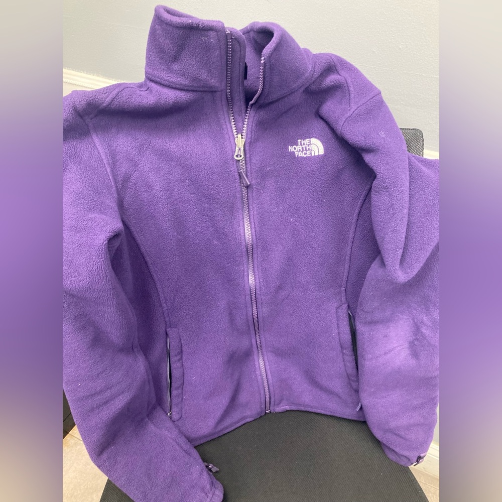 North face sweater